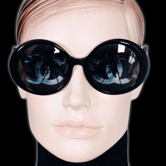 CHANEL 1993 Runway CC Logo round lens sunnies - Picture 5 of 15